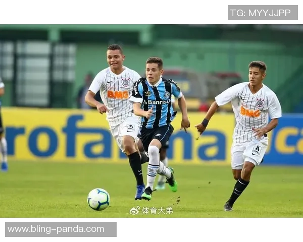 巴媒报道科里蒂巴与辽宁铁人争抢福塔雷萨前锋洛佩斯的转会消息